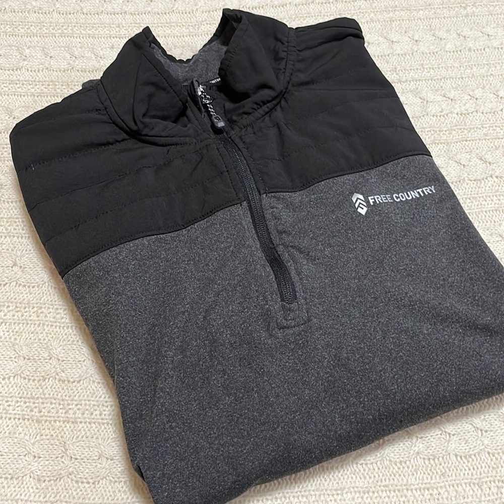 Free Country Pull-over.